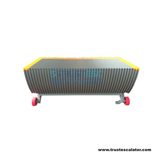 SMS405140 SMS405141 SMS405142 Escalator Step W Yellow Plastic Demarcation Use for 9300